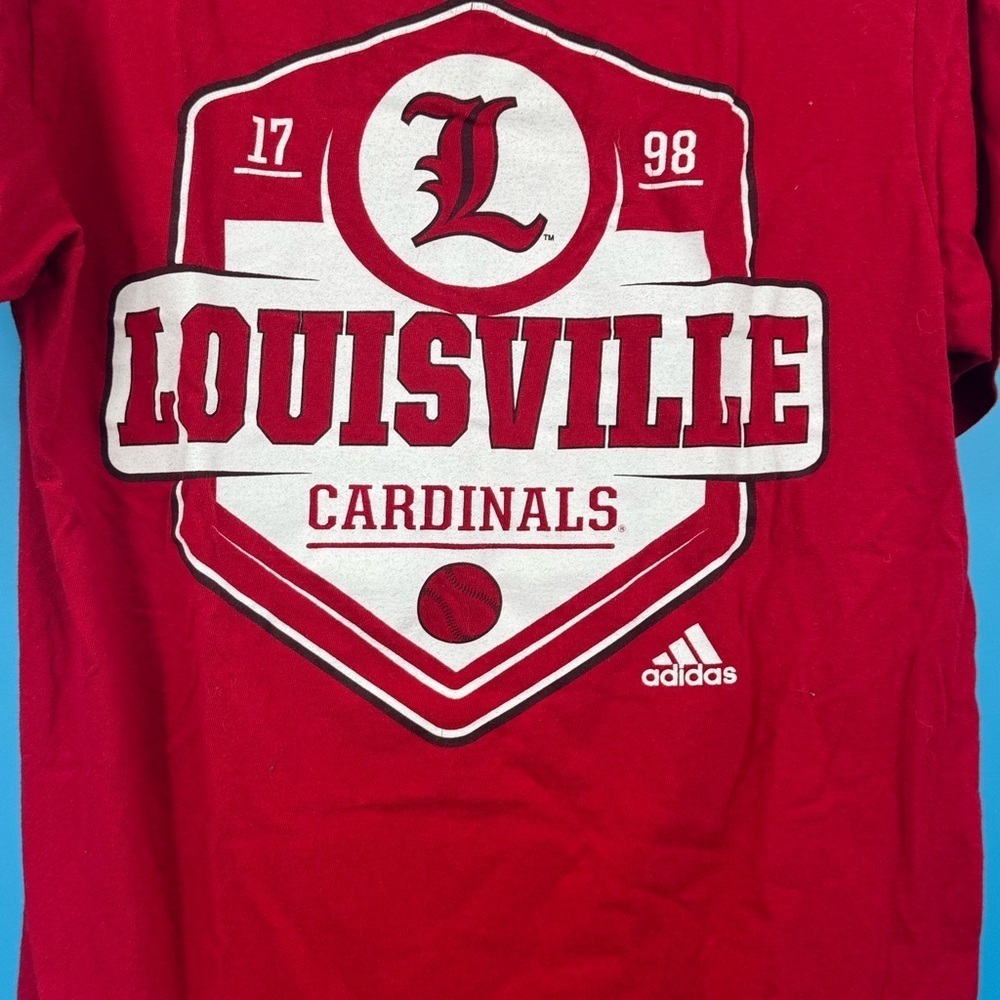 Two Louisville University Red Logo Women's Short Sleeve Tee Small - Picture 6 of 8